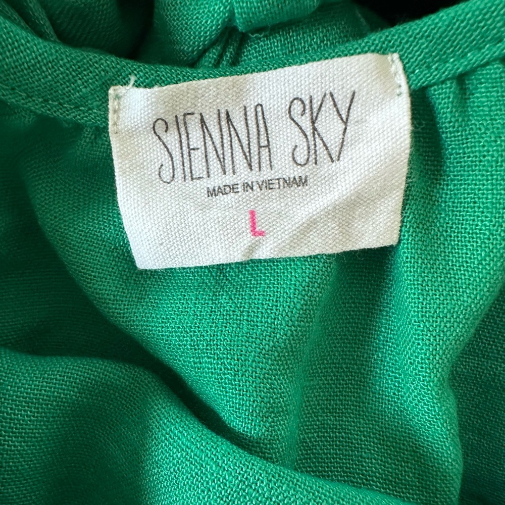 Sienna Sky Green Ruffle Strap Women's Top Size Large - Picture 5 of 5
